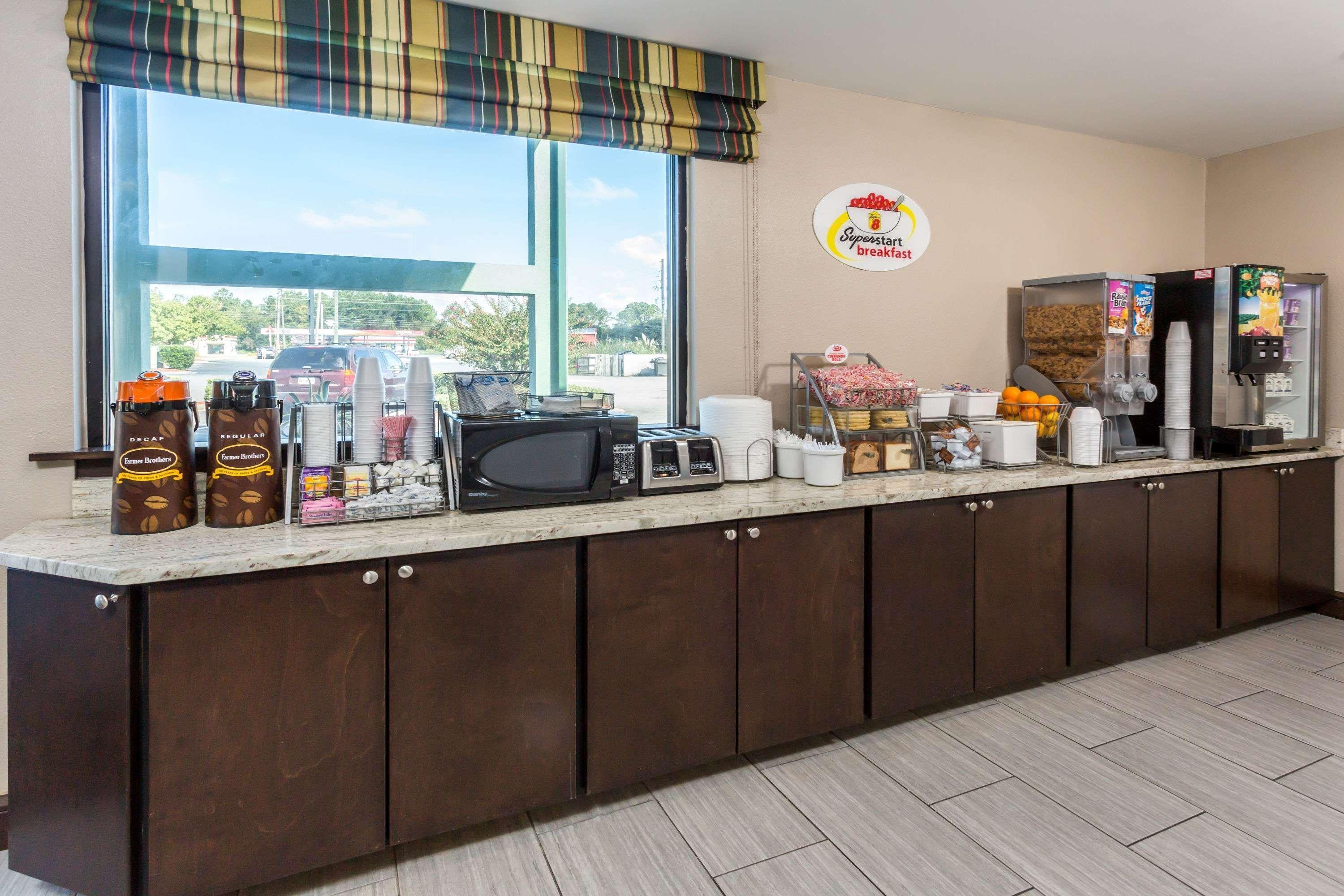 Hotel Super 8 By Wyndham Valdosta Ga I-75 Exteriér fotografie